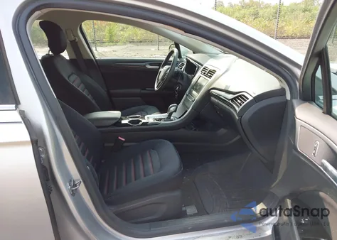 2013 Ford Fusion Se z USA, uszkodzony, nr VIN 3FA6P0H94DR199820